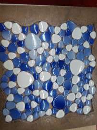 蓝白混色鹅卵石陶瓷马赛克，自由石，异形
